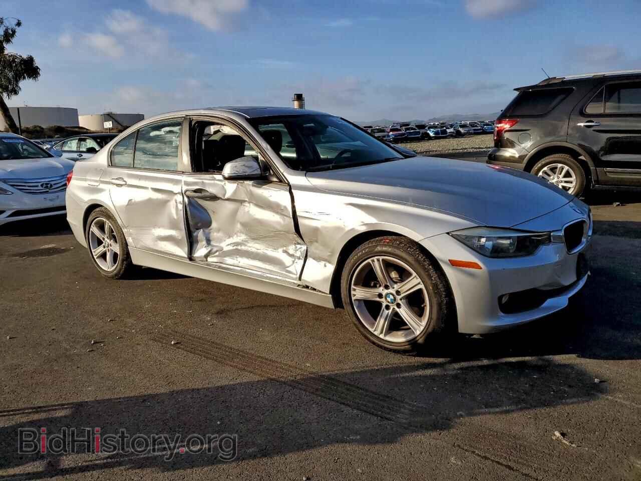 2013 BMW 3 SERIES - VIN: WBA3C1C59DF438596 - Фото 4