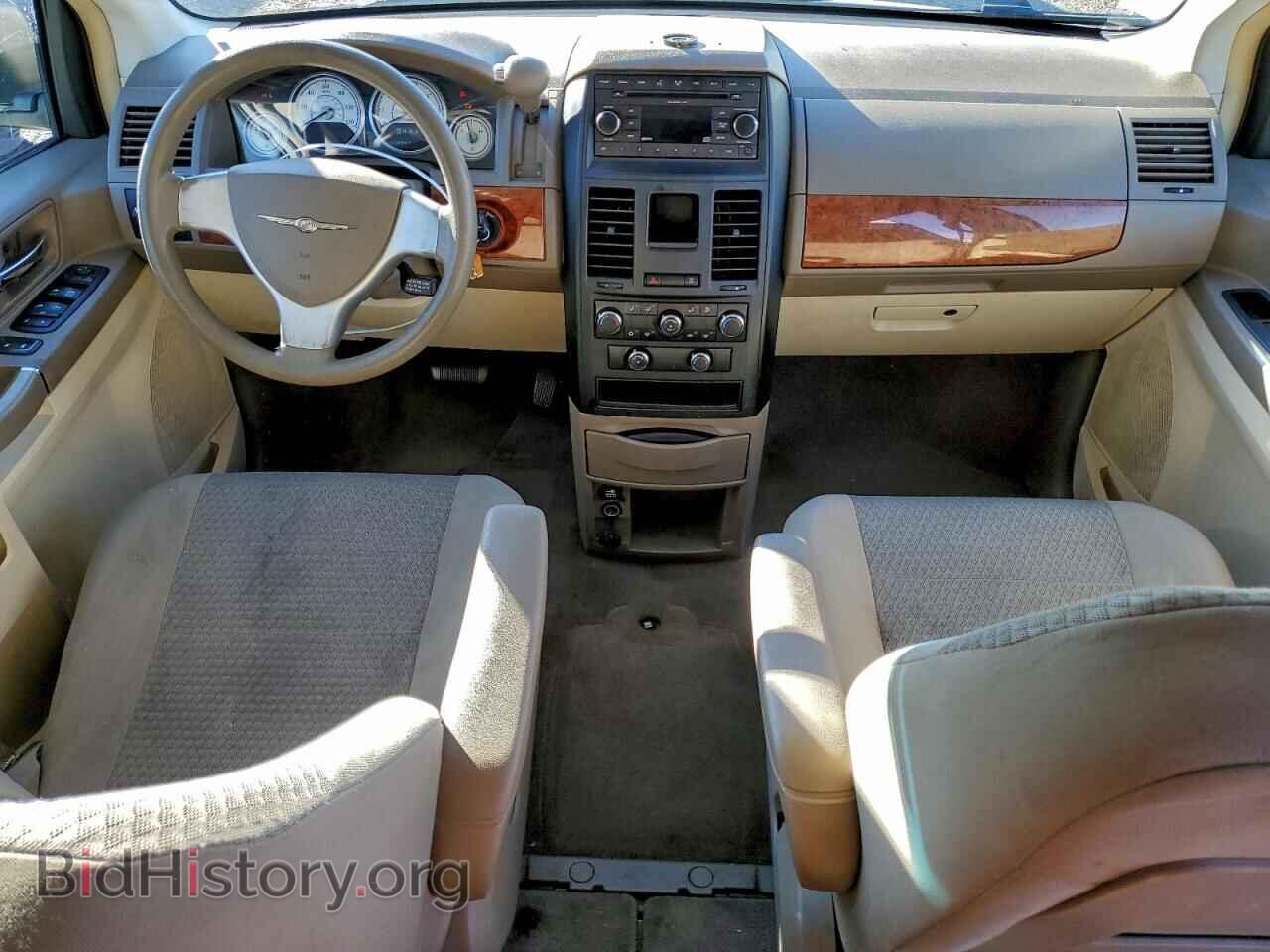 2008 CHRYSLER MINIVAN - VIN: 2A8HR44H98R734677 - Фото 8