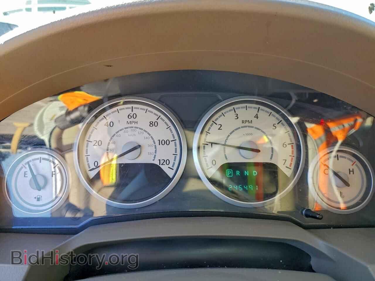 2008 CHRYSLER MINIVAN - VIN: 2A8HR44H98R734677 - Фото 9