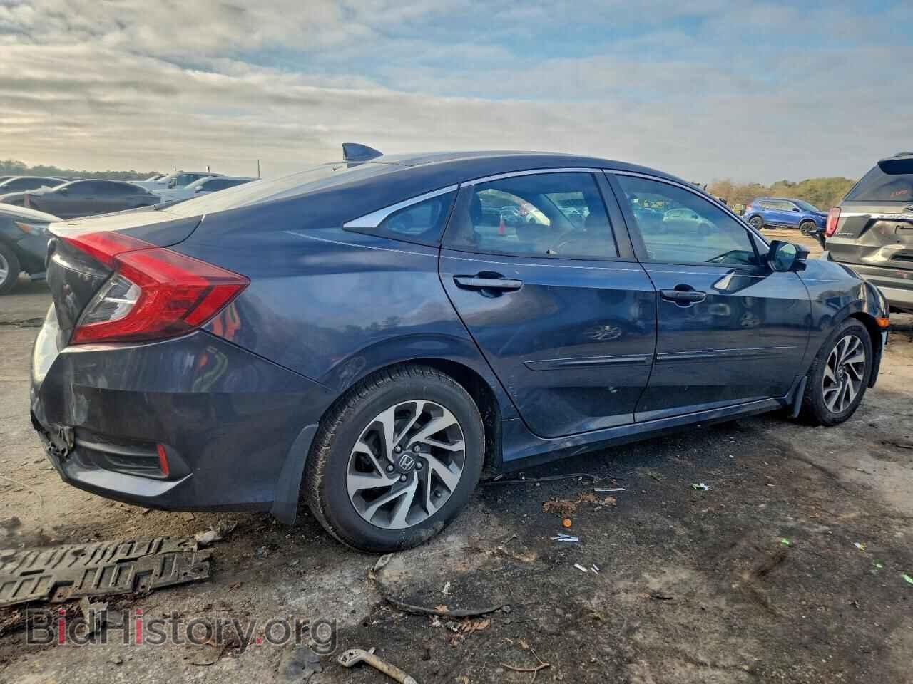2017 HONDA CIVIC - VIN: 19XFC2F72HE004572 - Фото 3