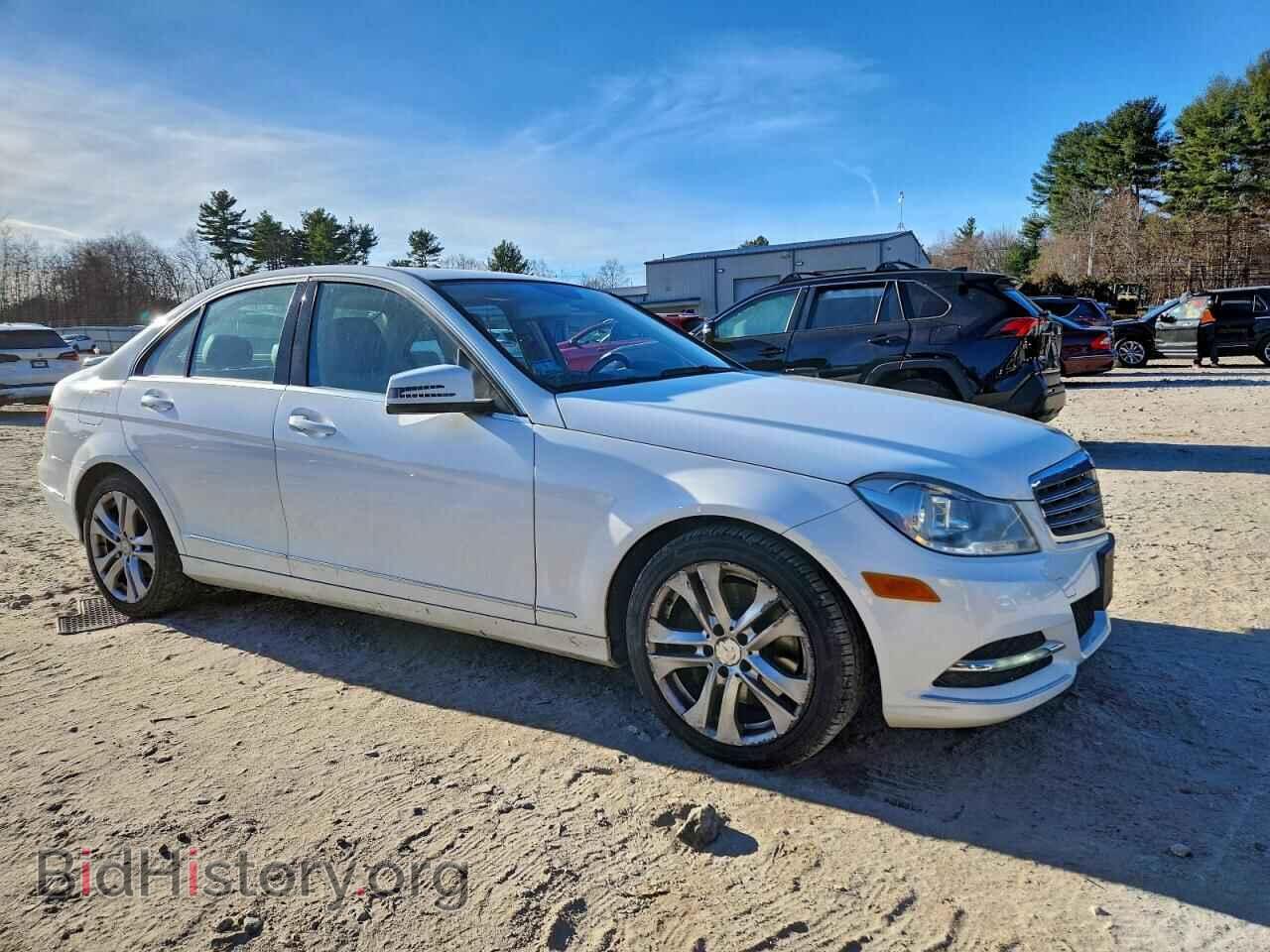 2013 MERCEDES-BENZ C-CLASS - VIN: WDDGF8AB2DR242565 - Фото 4