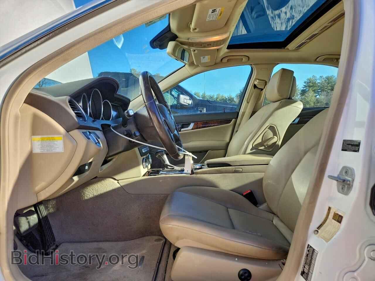 2013 MERCEDES-BENZ C-CLASS - VIN: WDDGF8AB2DR242565 - Фото 7