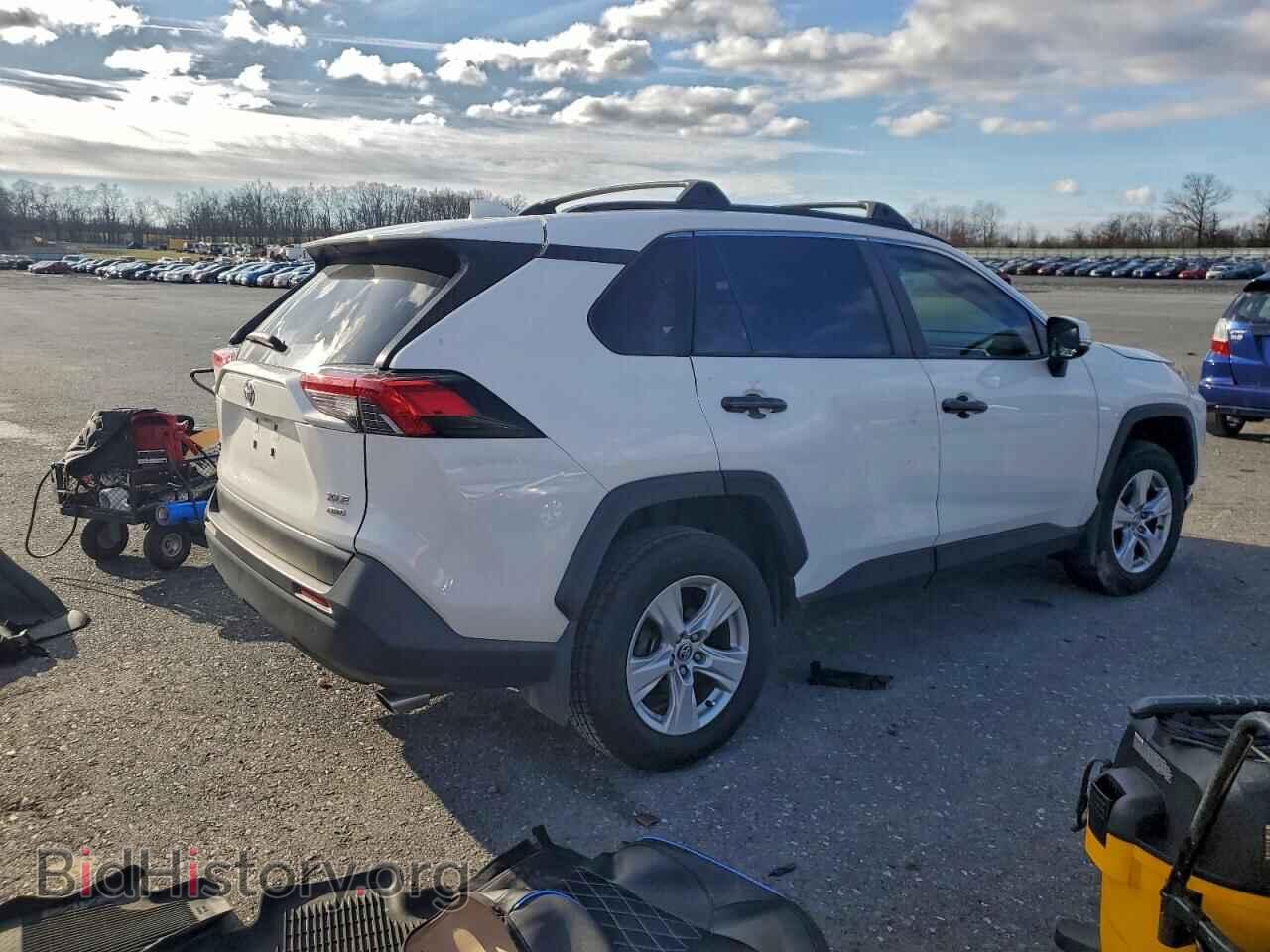 2021 TOYOTA RAV4 - VIN: JTMP1RFV8MD070170 - Photo 3