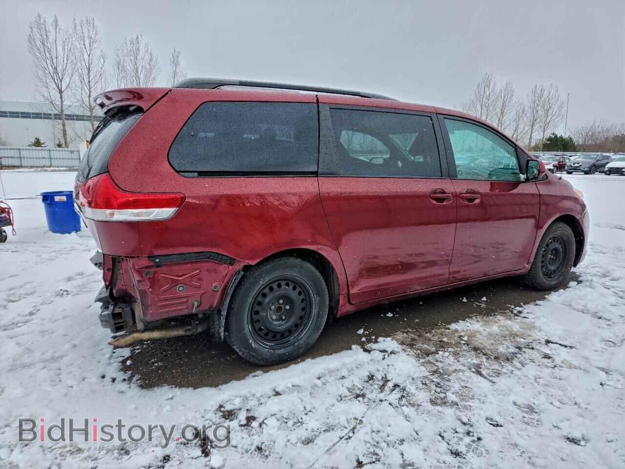 2012 TOYOTA SIENNA - VIN: 5TDKA3DCXCS013836 - Фото 3