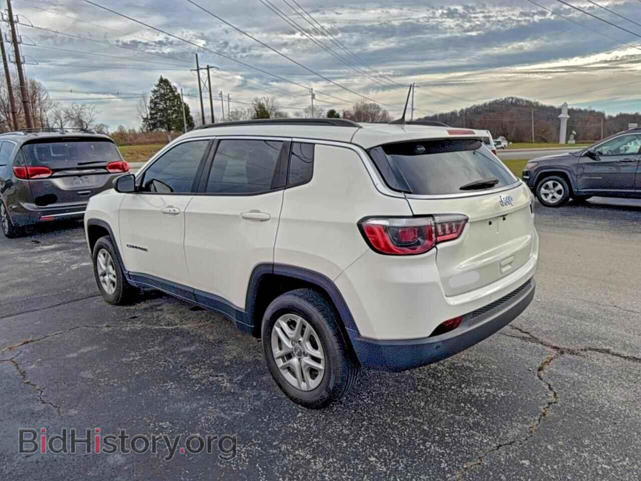2019 JEEP COMPASS - VIN: 3C4NJDAB3KT646214 - Фото 3