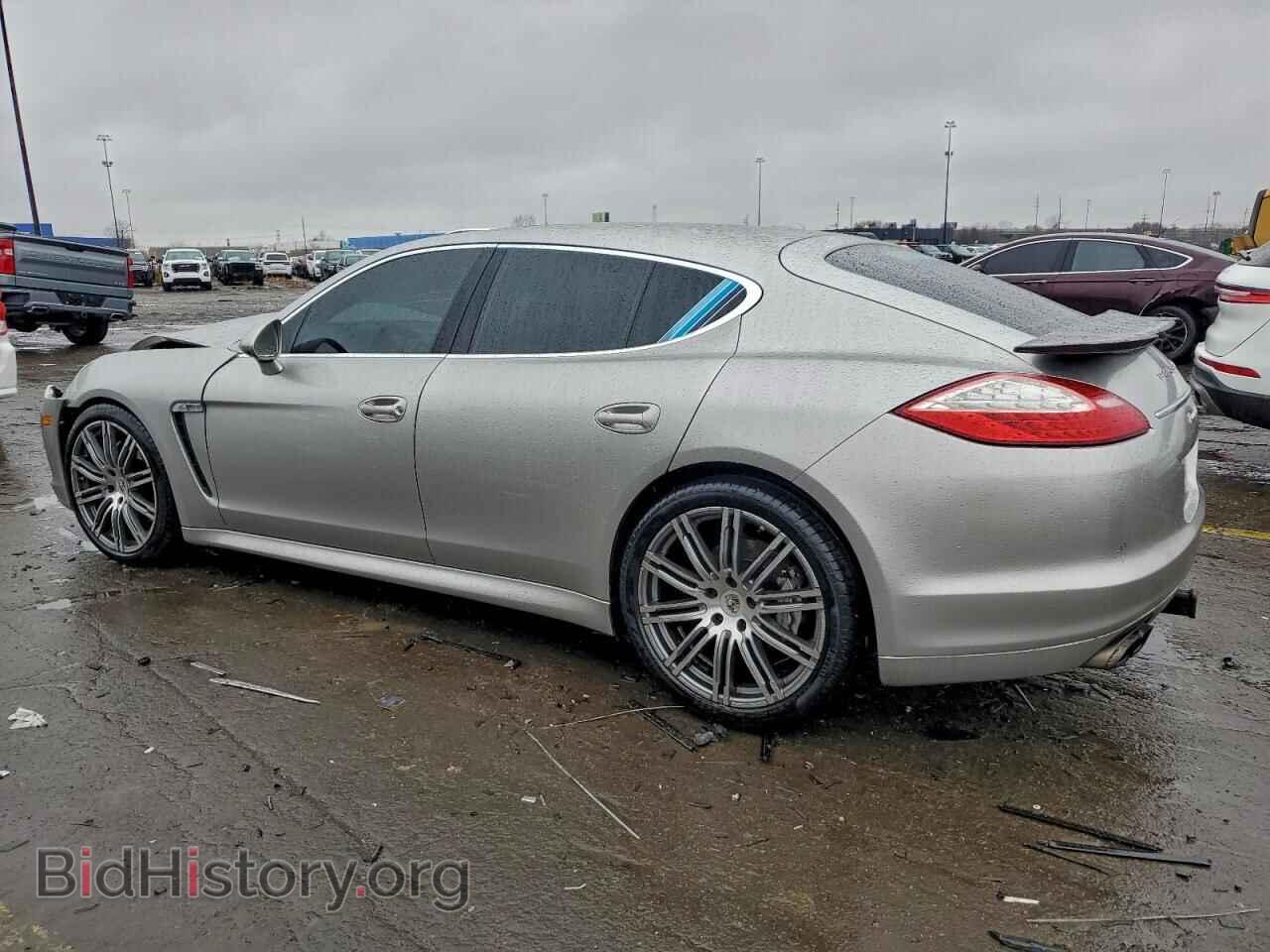 2011 PORSCHE PANAMERA - VIN: WP0AB2A74BL061195 - Фото 2