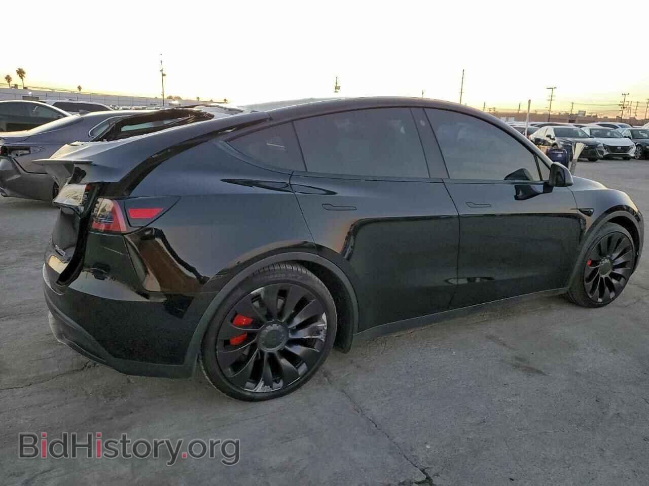 2022 TESLA MODEL Y - VIN: 7SAYGDEF2NF573559 - Фото 3