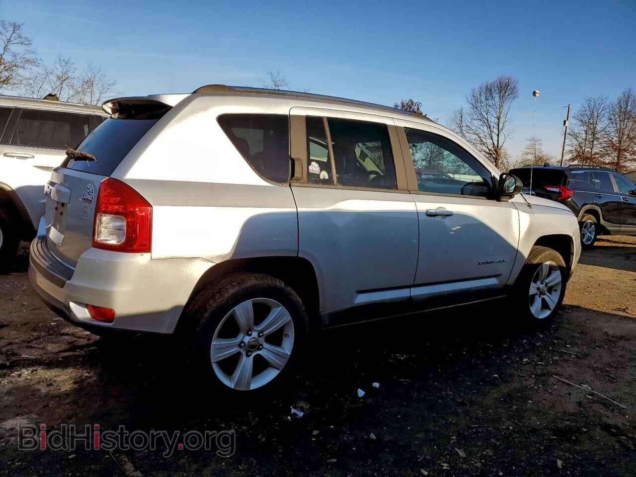 2011 JEEP COMPASS - VIN: 1J4NF1FB0BD248273 - Фото 3