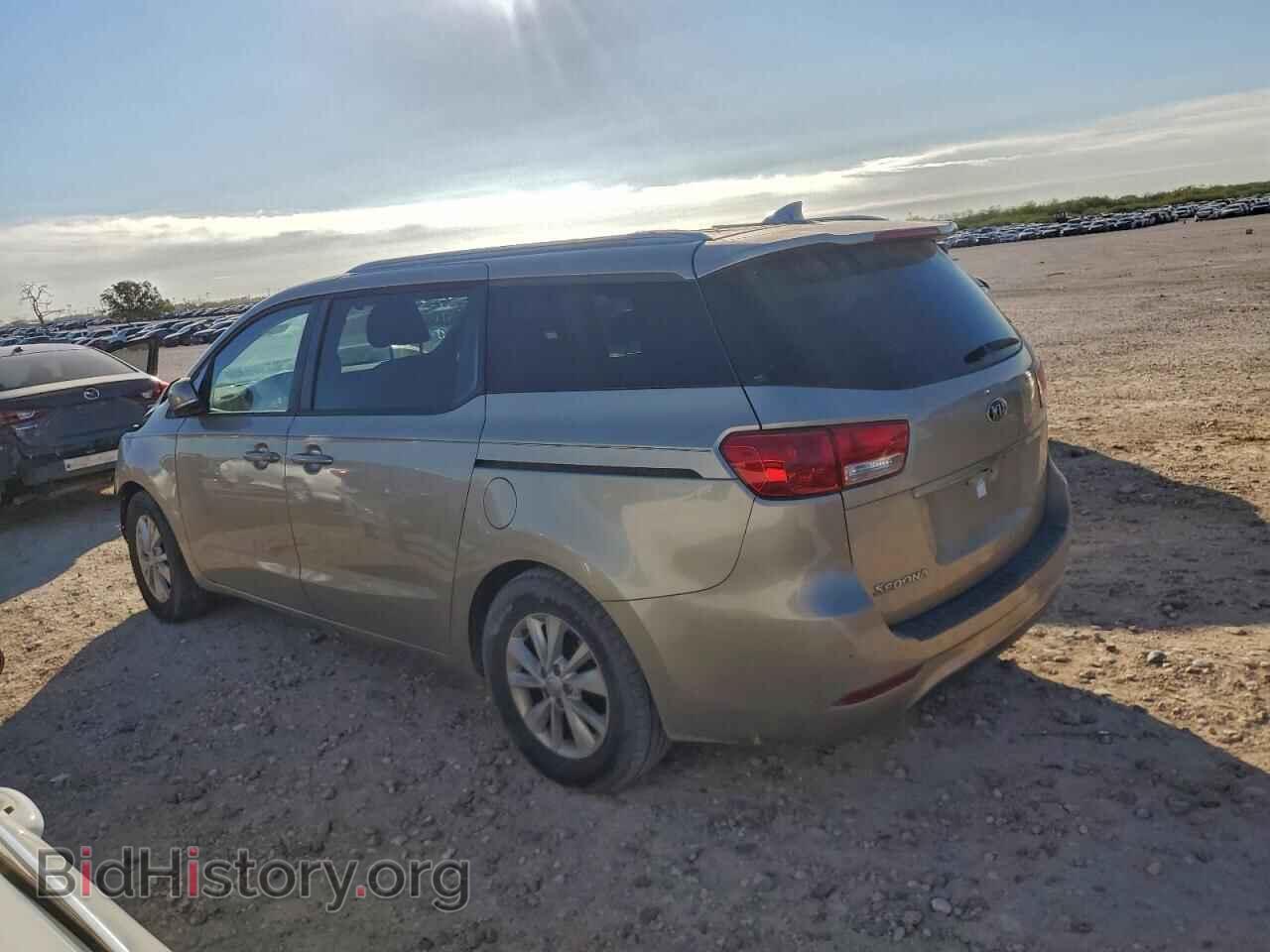 2015 KIA All Models - VIN: KNDMB5C18F6044539 - Photo 2