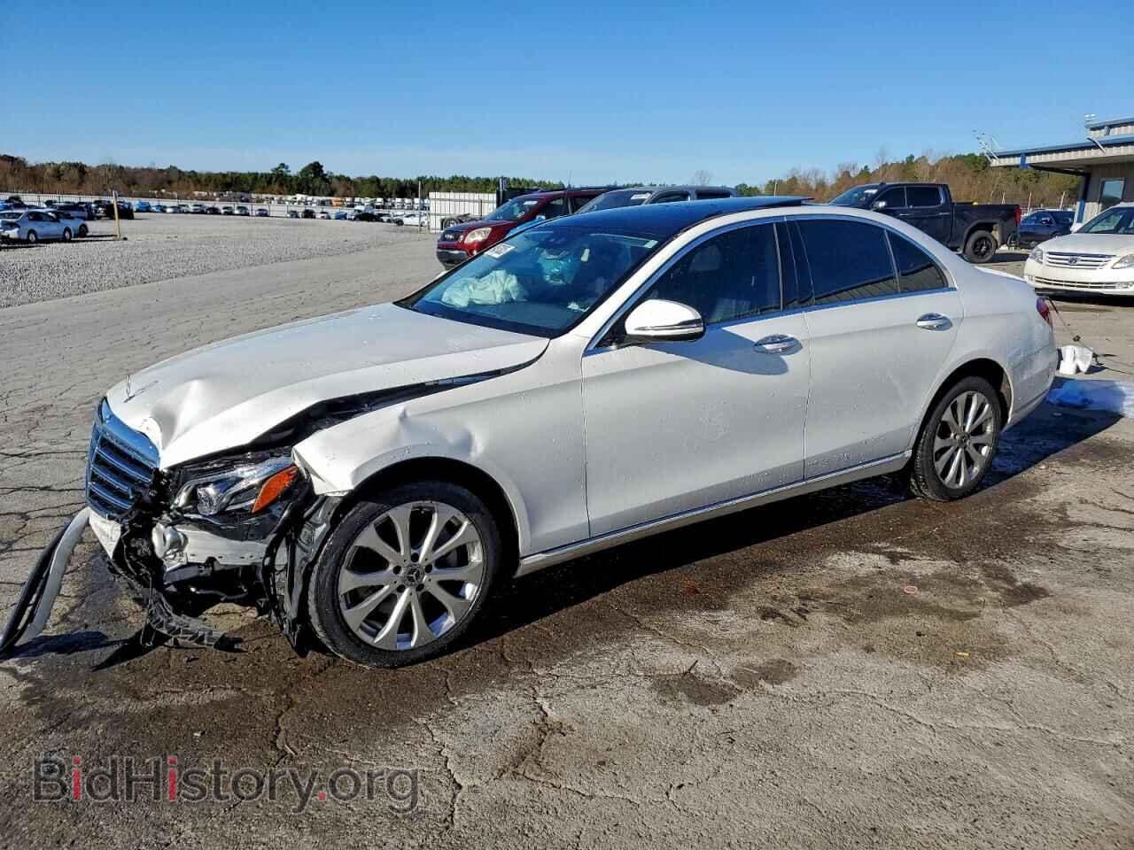 Photo WDDZF4KB0JA348376 - MERCEDES-BENZ E-CLASS 2018