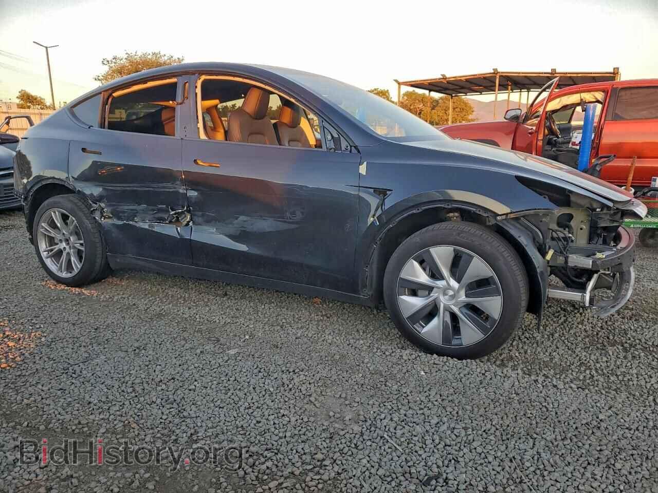 2024 TESLA MODEL Y - VIN: 7SAYGDEE4RA218242 - Фото 4