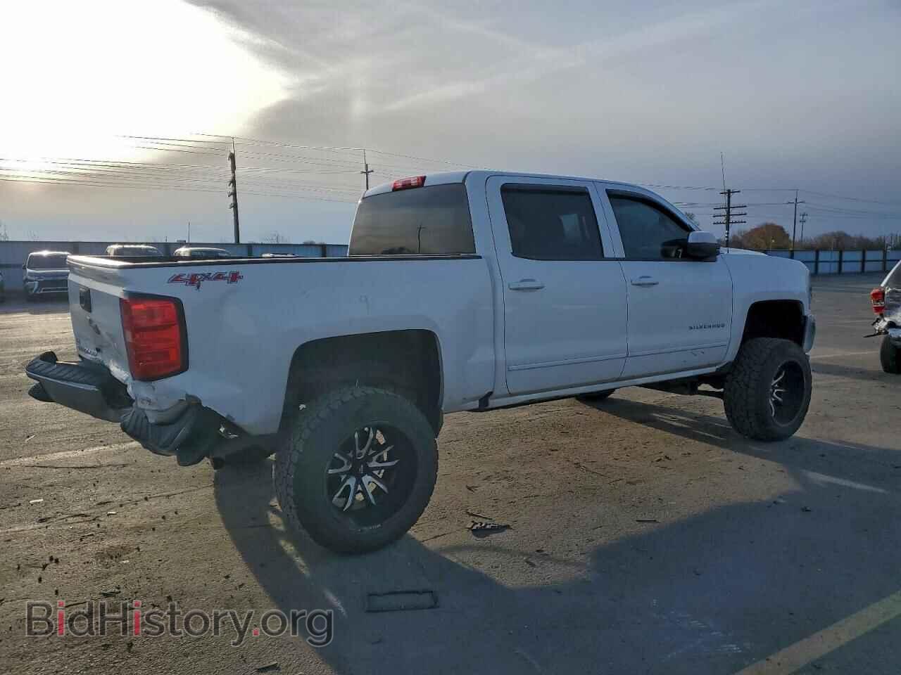 2017 CHEVROLET ALL Models - VIN: 3GCUKREC1HG176176 - Фото 3