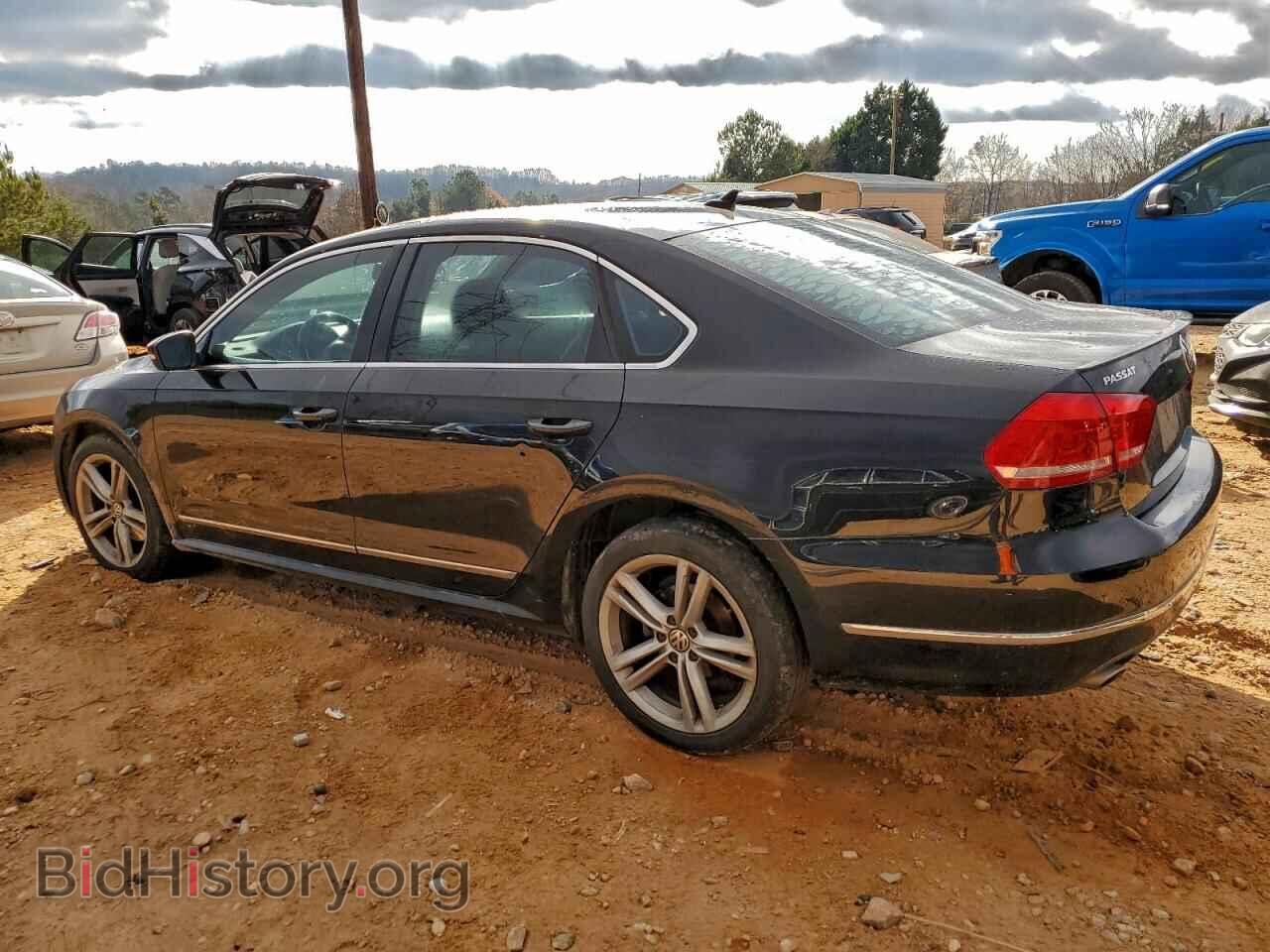 2015 VOLKSWAGEN PASSAT - VIN: 1VWBV7A38FC106714 - Фото 2