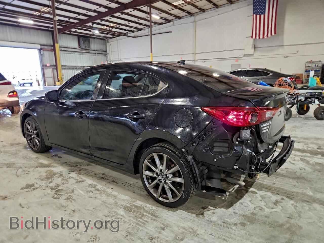 2018 MAZDA 3 - VIN: 3MZBN1V39JM169058 - Фото 2