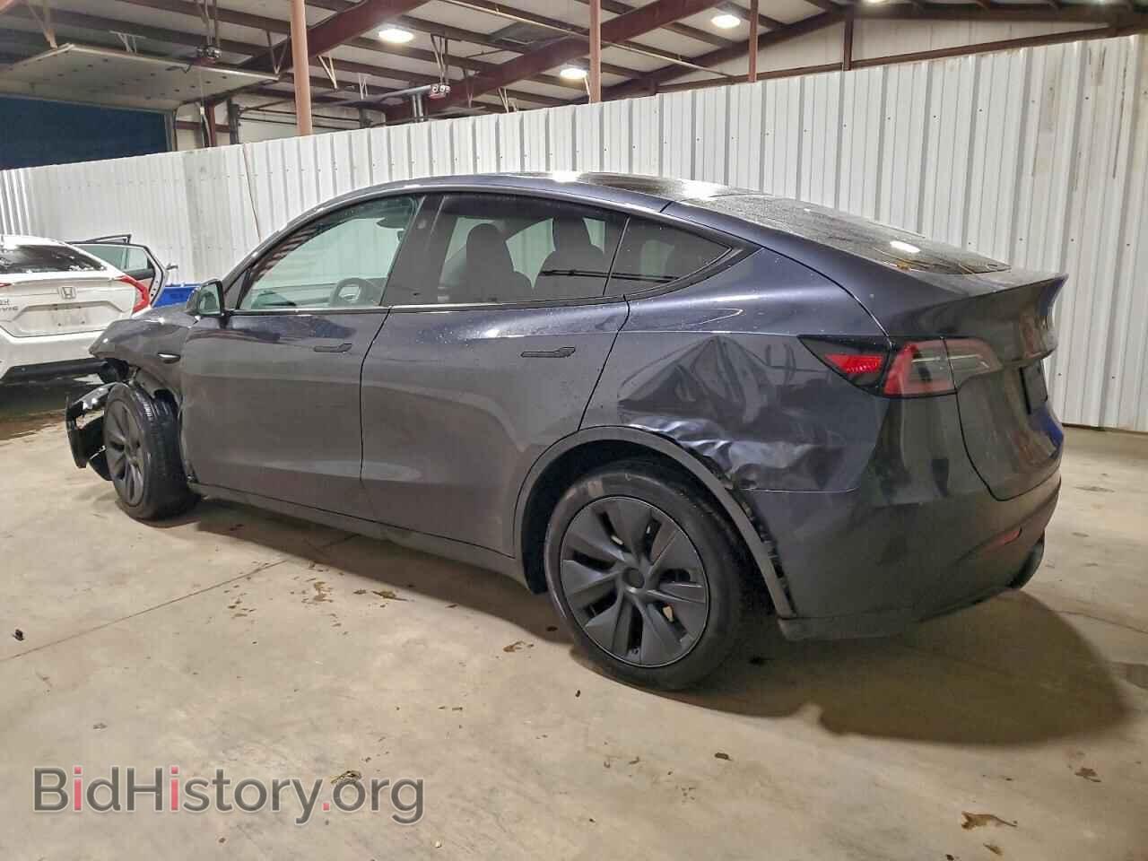 2024 TESLA MODEL Y - VIN: 7SAYGDEEXRF197089 - Photo 2