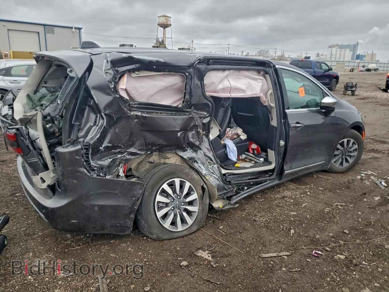 2023 CHRYSLER PACIFICA - VIN: 2C4RC1S78PR542395 - Фото 3