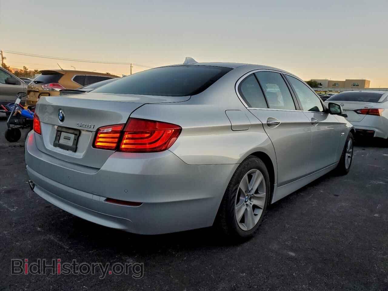 2011 BMW 5 SERIES - VIN: WBAFR1C59BC745843 - Фото 3