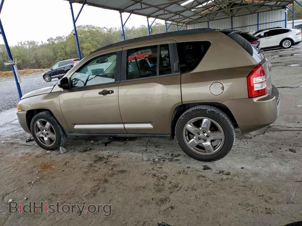 2007 JEEP COMPASS - VIN: 1J8FT57W47D176621 - Фото 2