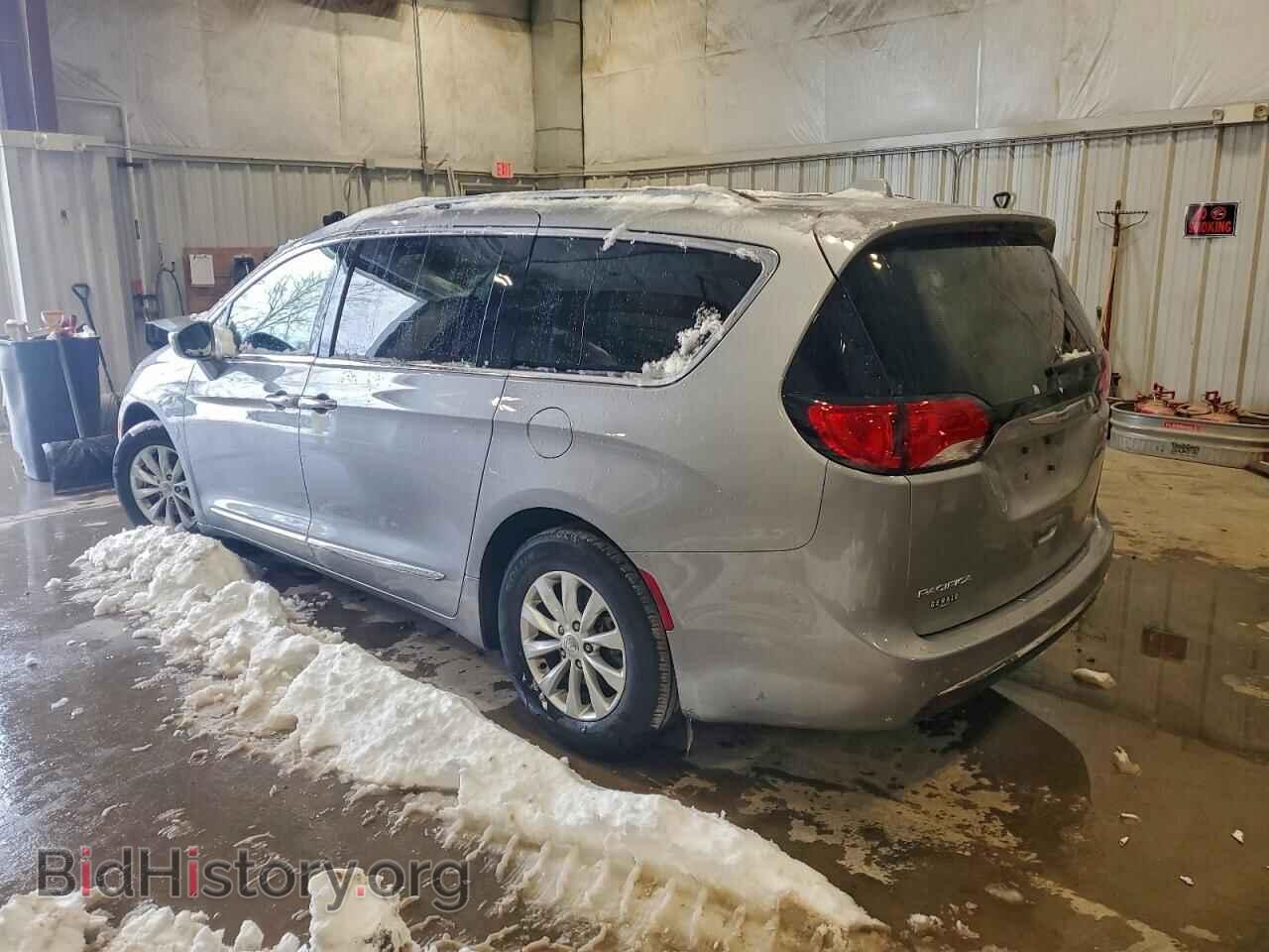 2018 CHRYSLER PACIFICA - VIN: 2C4RC1EG7JR294613 - Фото 2
