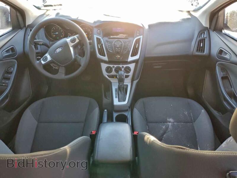 2012 Ford FOCUS (VIN 1FAHP3F24CL115864) — photo 8 of 13