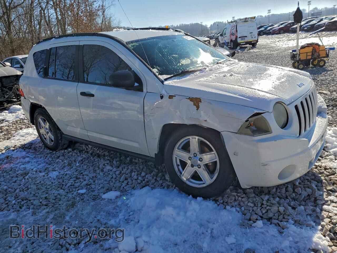 2007 JEEP COMPASS - VIN: 1J8FT47047D420564 - Photo 4