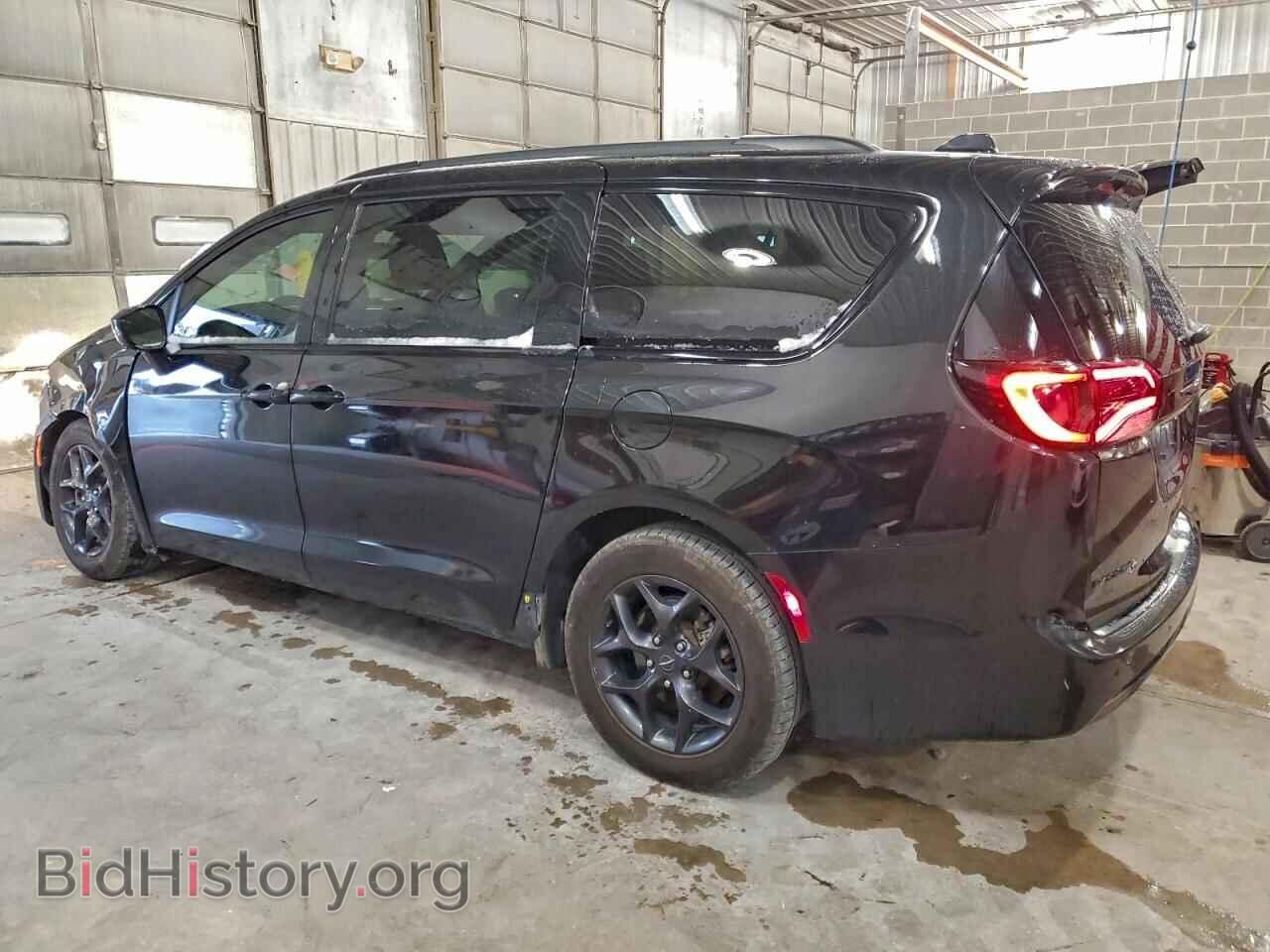 2019 CHRYSLER PACIFICA - VIN: 2C4RC1BG7KR722332 - Фото 2