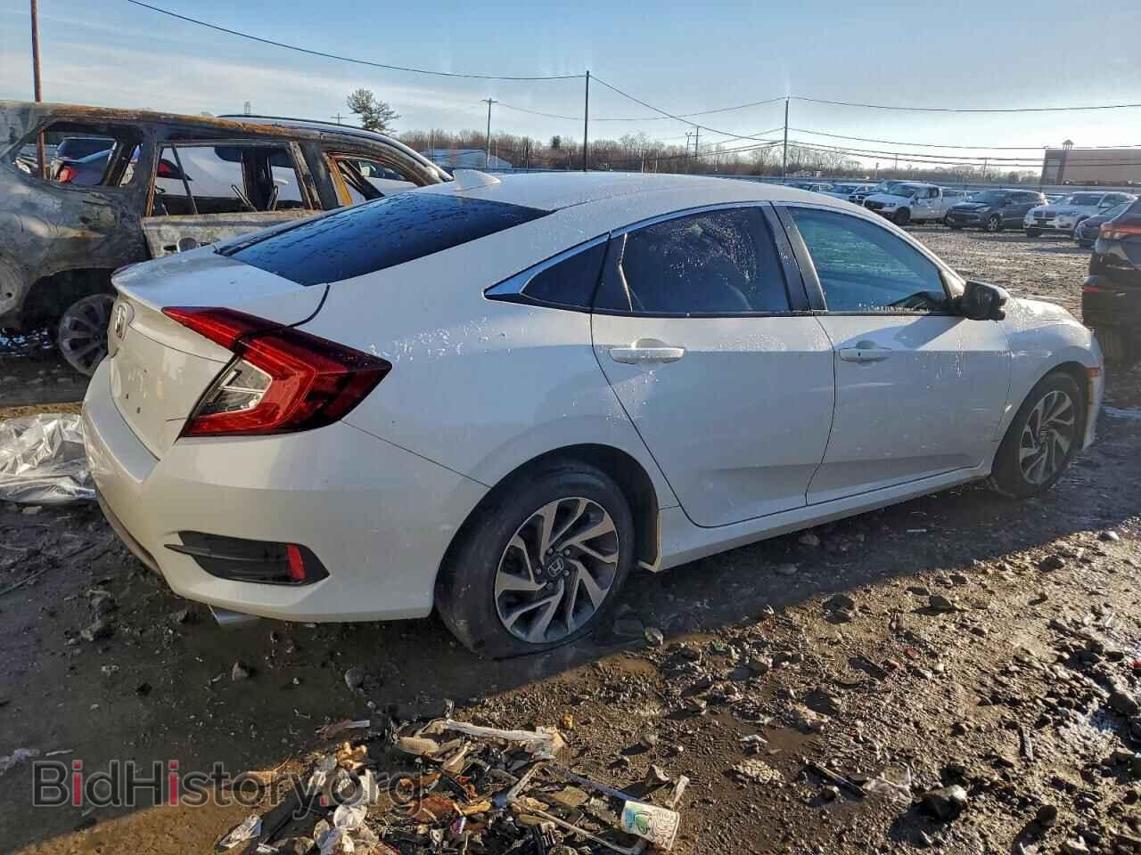 2017 HONDA CIVIC - VIN: 2HGFC2F72HH559334 - Фото 3