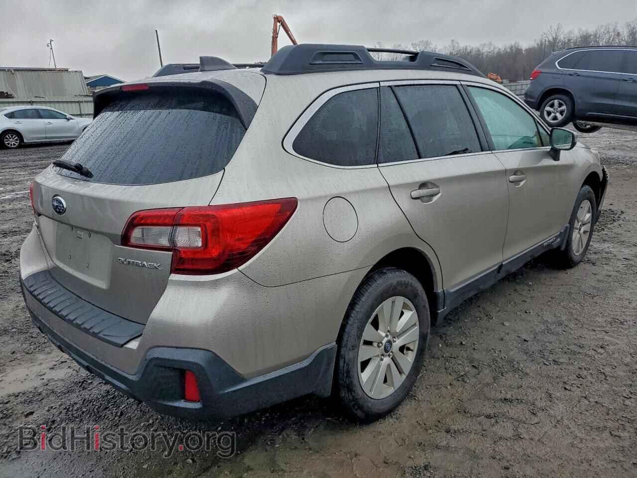 2018 SUBARU OUTBACK - VIN: 4S4BSAFC3J3259698 - Фото 3