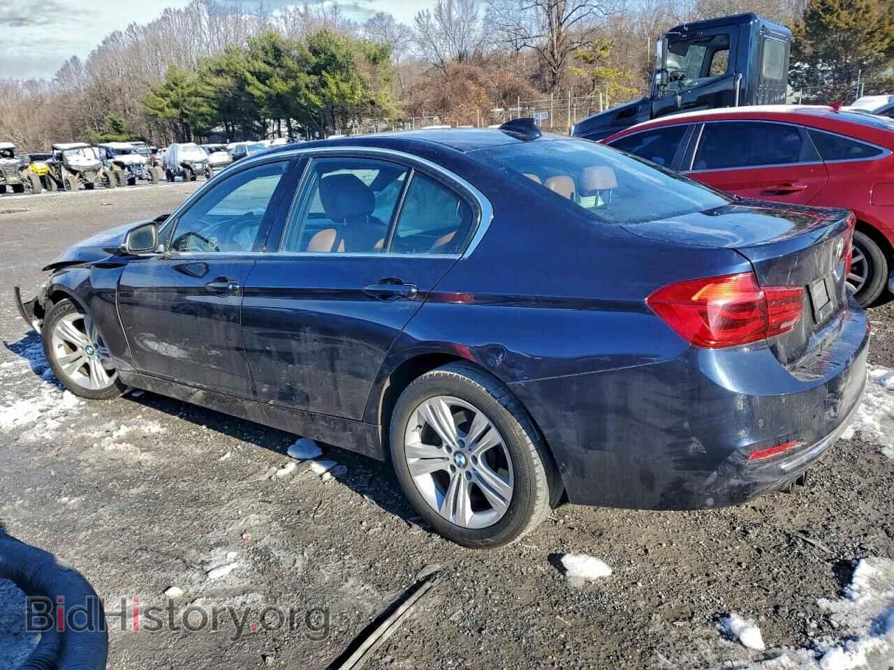 2016 BMW 3 SERIES - VIN: WBA8E9G57GNU30516 - Фото 2