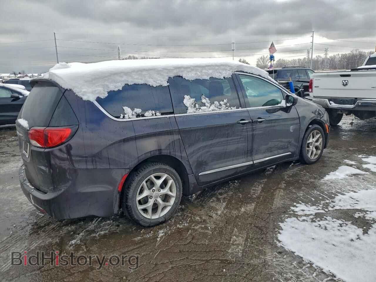 2017 CHRYSLER PACIFICA - VIN: 2C4RC1EG4HR782332 - Фото 3