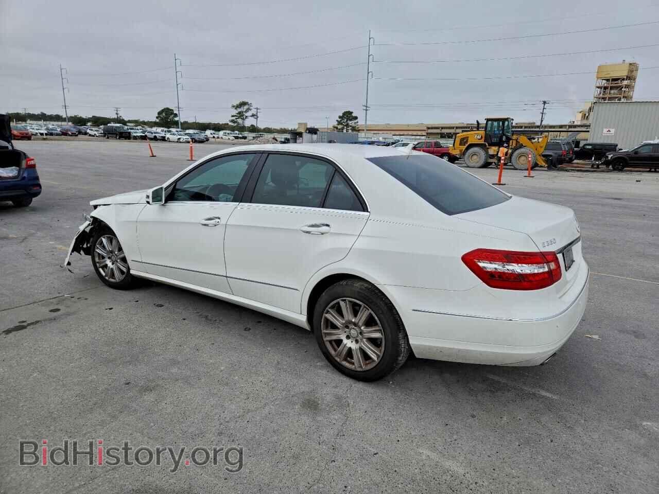 2013 MERCEDES-BENZ E-CLASS - VIN: WDDHF8JB7DA726847 - Фото 2