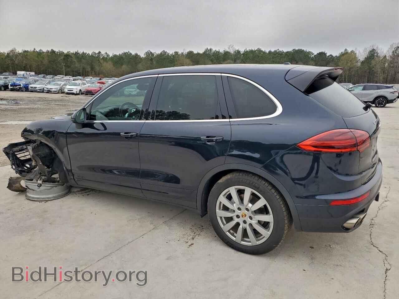 2017 PORSCHE CAYENNE - VIN: WP1AB2A28HLA52012 - Фото 2