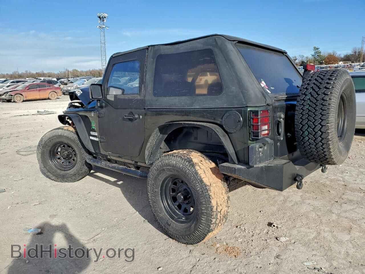 2011 JEEP WRANGLER - VIN: 1J4AA2D1XBL595726 - Фото 2