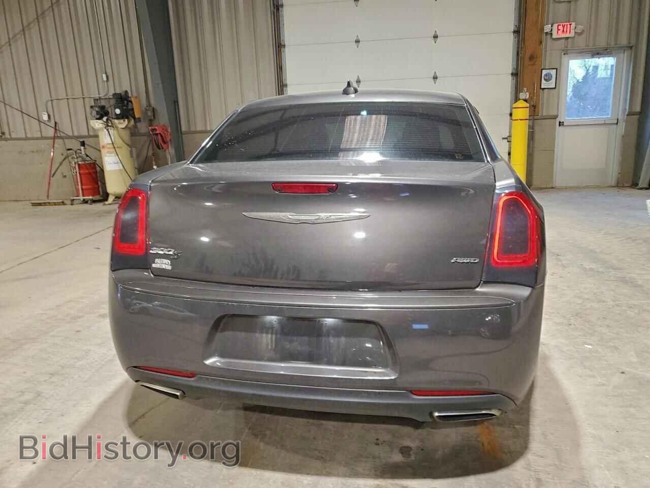 2016 CHRYSLER 300 - VIN: 2C3CCAGG3GH213063 - Фото 6
