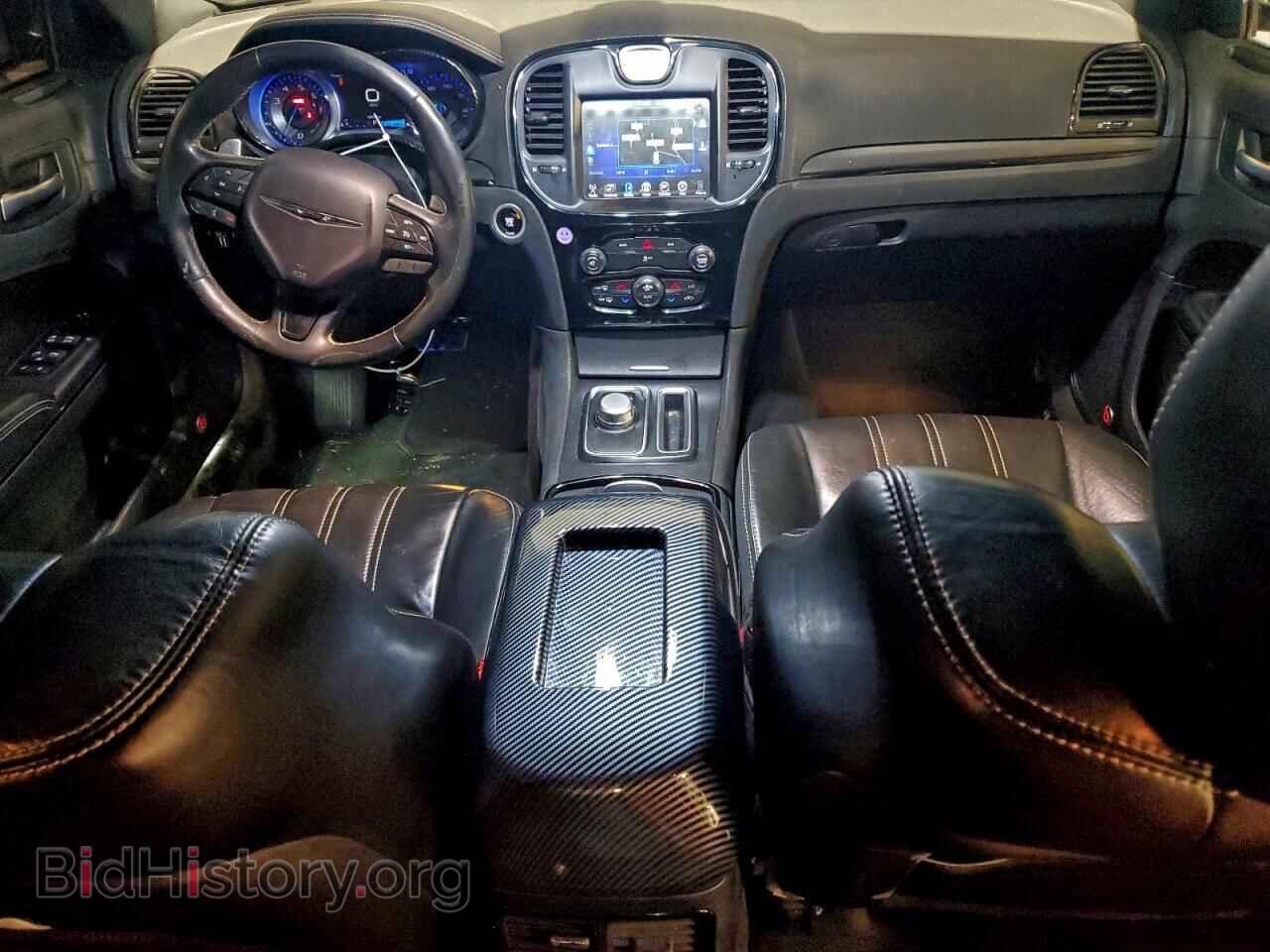 2016 CHRYSLER 300 - VIN: 2C3CCAGG3GH213063 - Фото 8