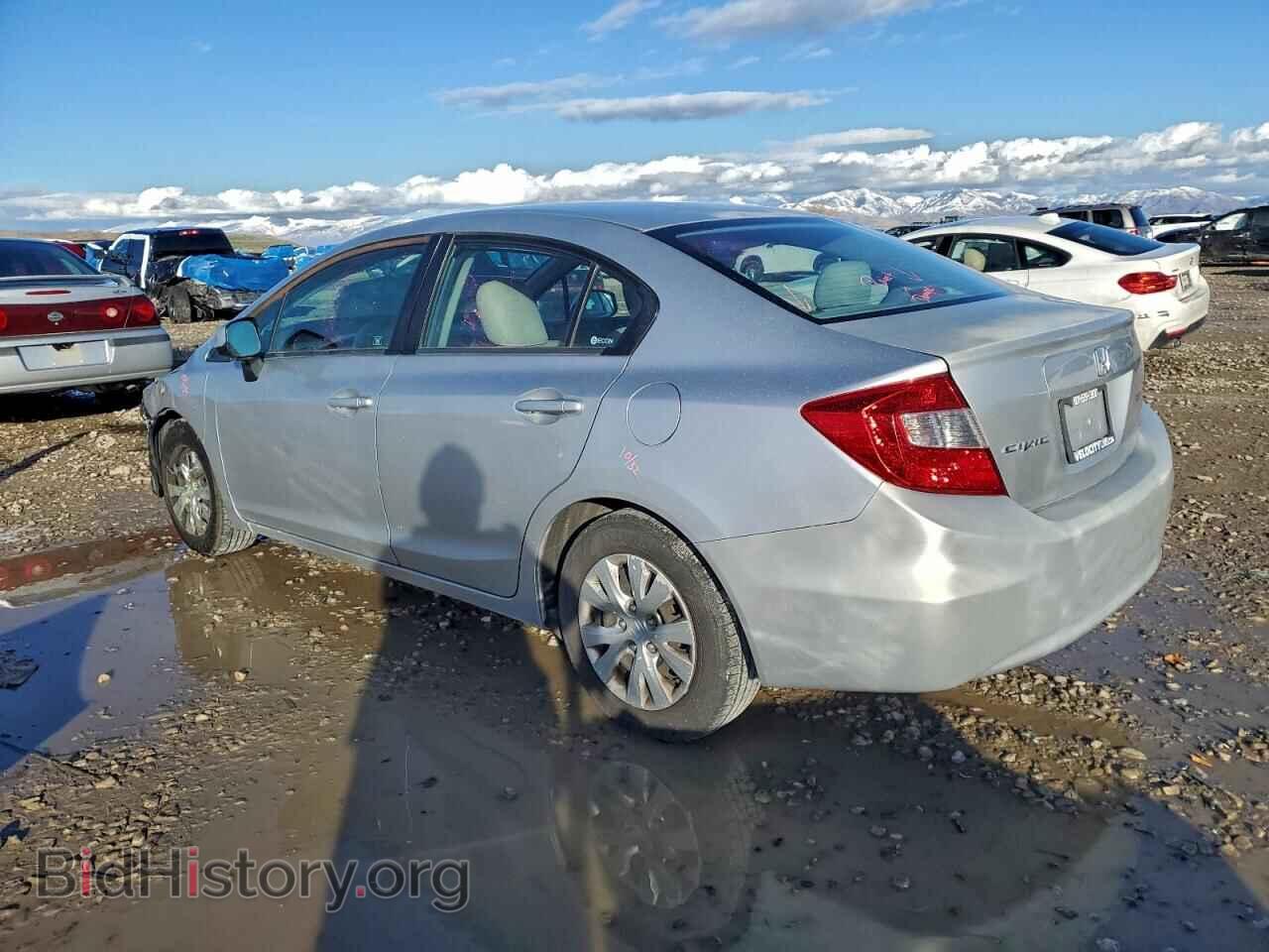 2012 HONDA CIVIC - VIN: 2HGFB2F5XCH335559 - Фото 2