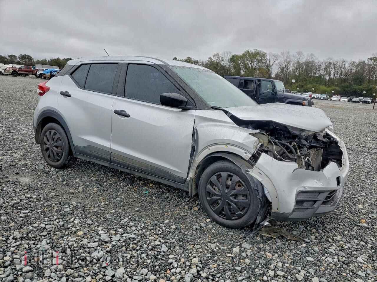 2020 NISSAN KICKS - VIN: 3N1CP5BVXLL535555 - Фото 4