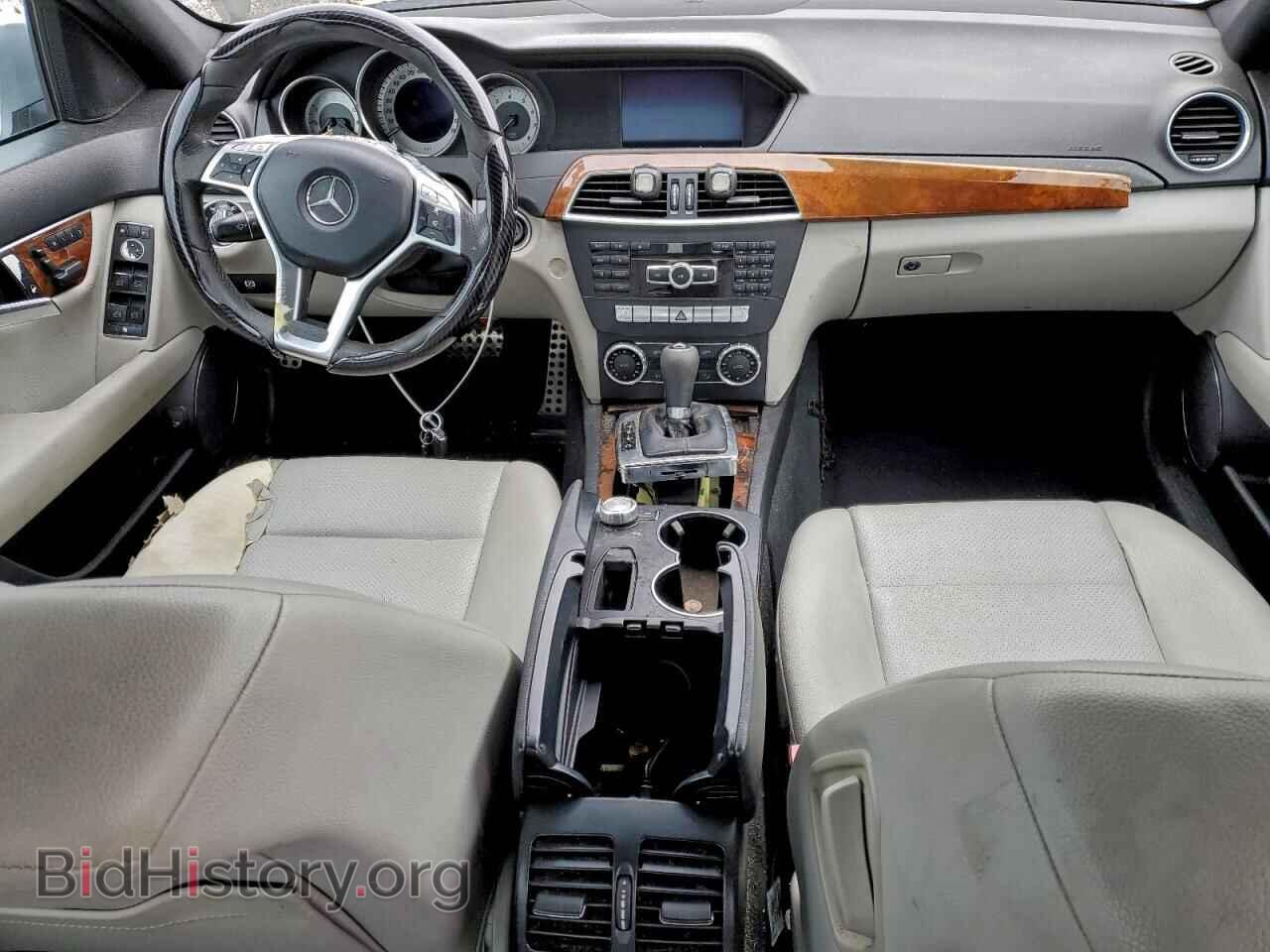 2012 MERCEDES-BENZ C-CLASS - VIN: WDDGF4HB5CA623077 - Фото 8