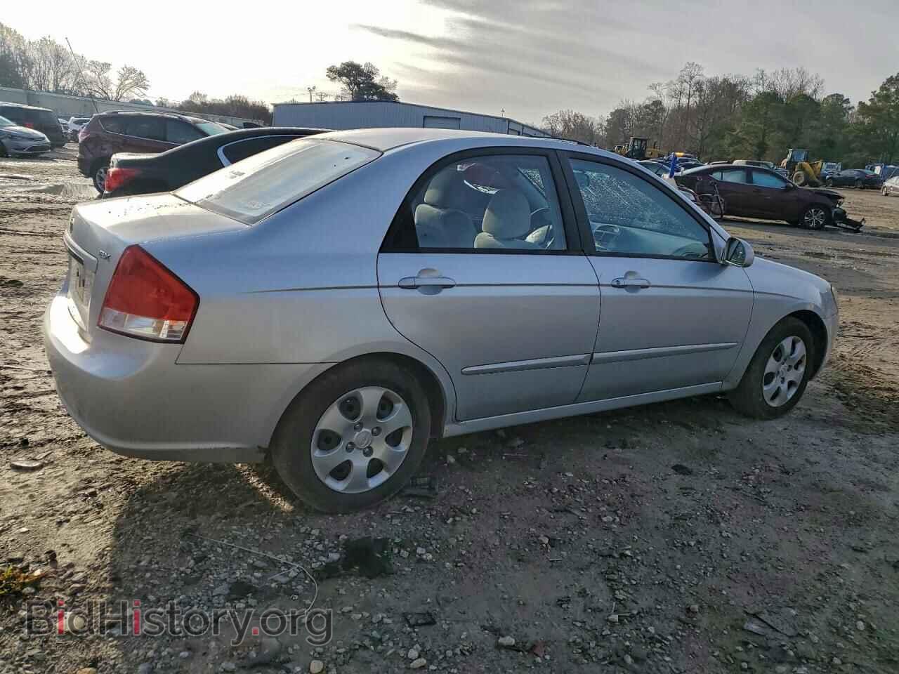 2007 KIA SPECTRA - VIN: KNAFE121275454736 - Фото 3