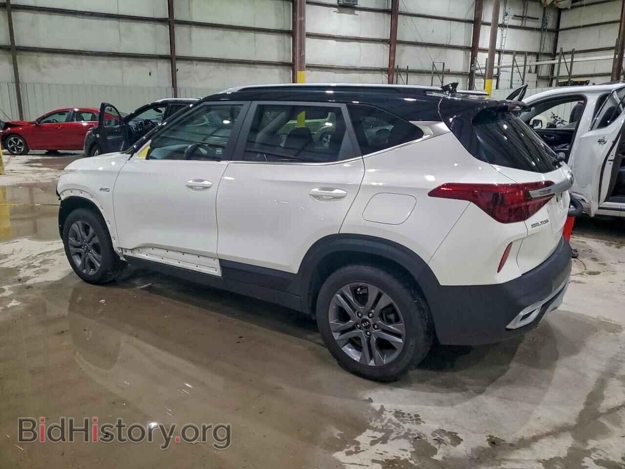 2021 KIA SELTOS - VIN: KNDEUCAA7M7223359 - Фото 2