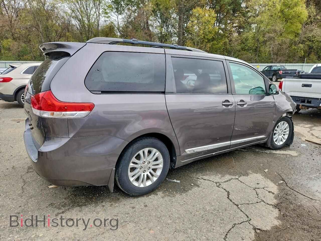 2014 TOYOTA All Models - VIN: 5TDYK3DC7ES456973 - Фото 3