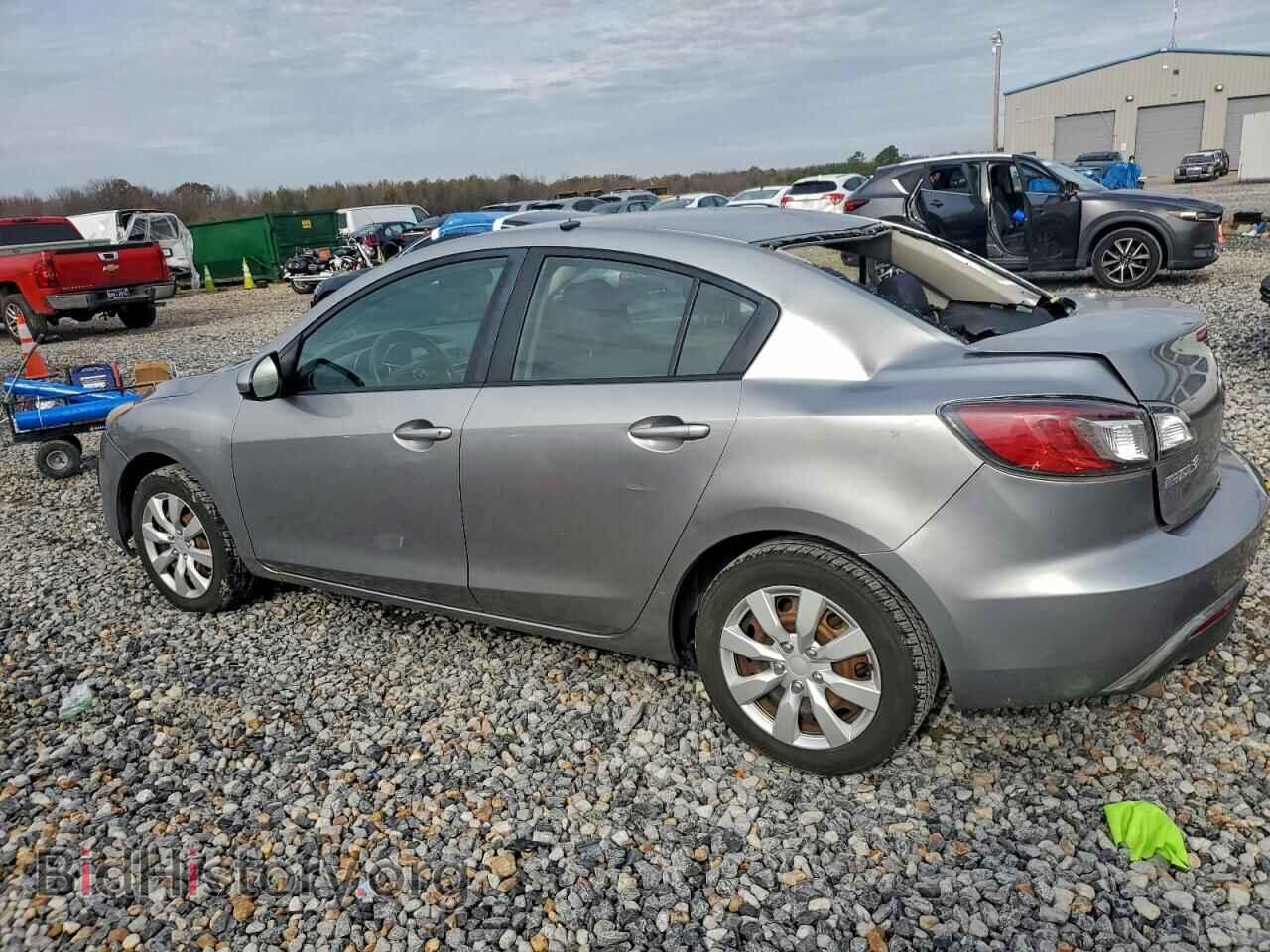 2011 MAZDA 3 - VIN: JM1BL1UG1B1495450 - Фото 2