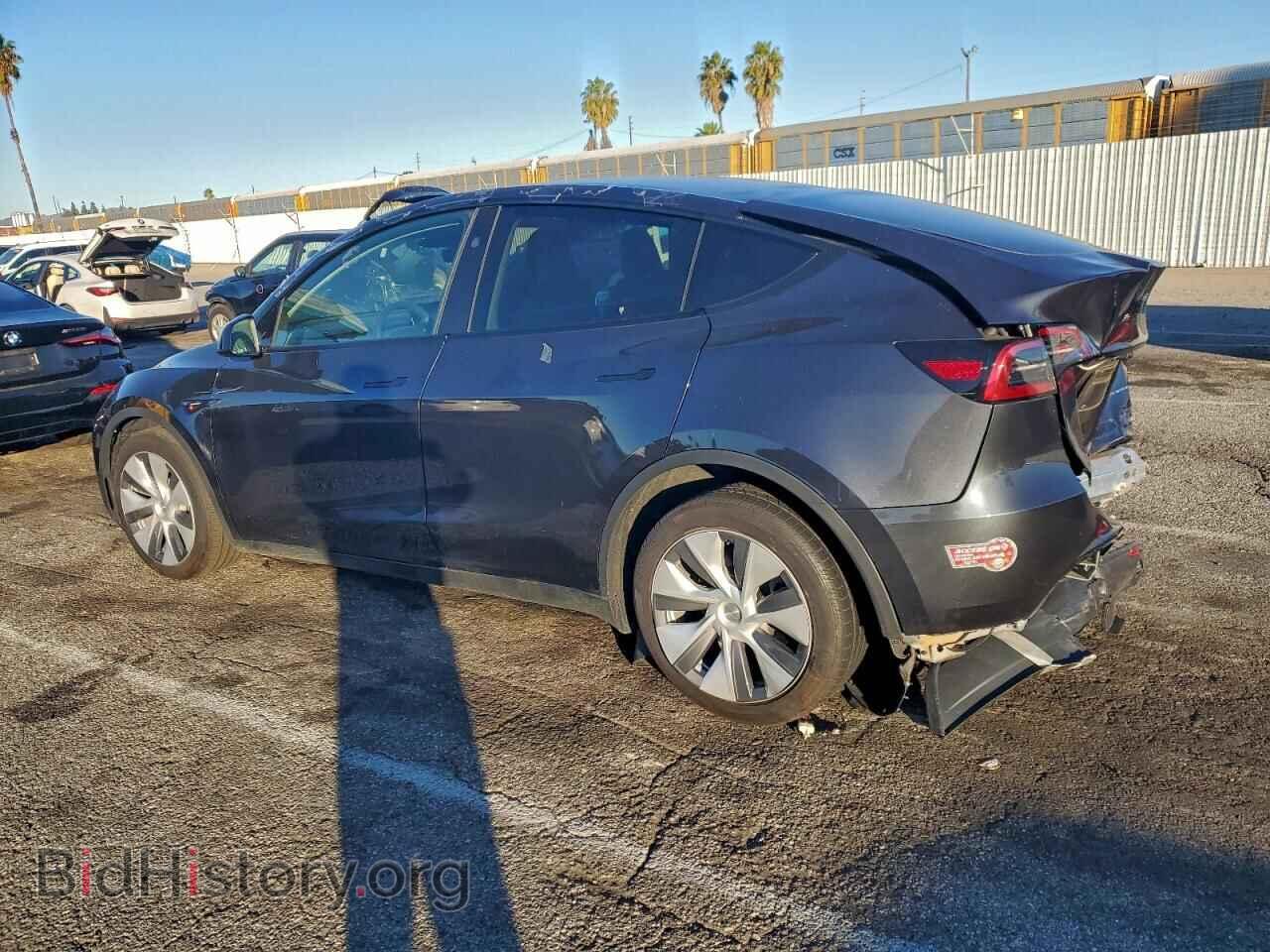 2024 TESLA MODEL Y - VIN: 7SAYGDEE4RF077871 - Photo 2