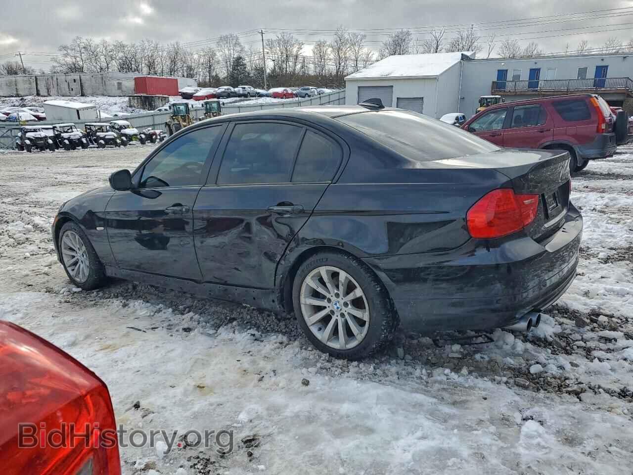 2011 BMW 3 SERIES - VIN: WBAPH7C53BE678512 - Фото 2