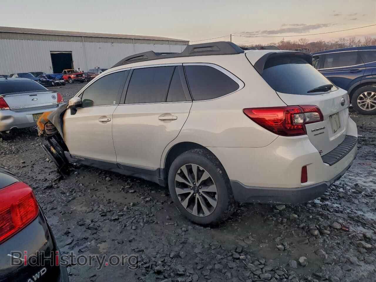 2015 SUBARU OUTBACK - VIN: 4S4BSALC5F3243868 - Фото 2