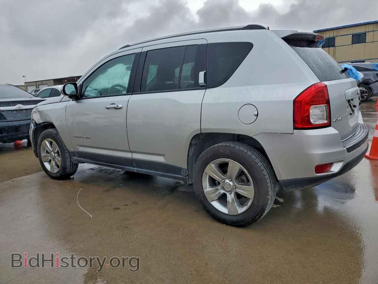 2012 JEEP COMPASS - VIN: 1C4NJDEB6CD599102 - Photo 2