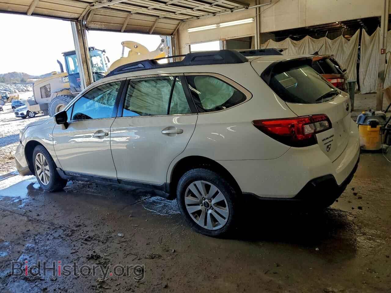 2018 SUBARU OUTBACK - VIN: 4S4BSAAC5J3224751 - Фото 2