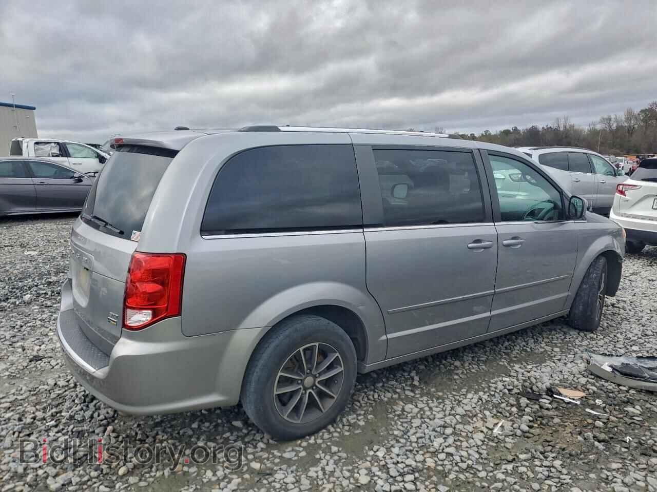 2017 DODGE CARAVAN - VIN: 2C4RDGCG7HR847905 - Фото 3