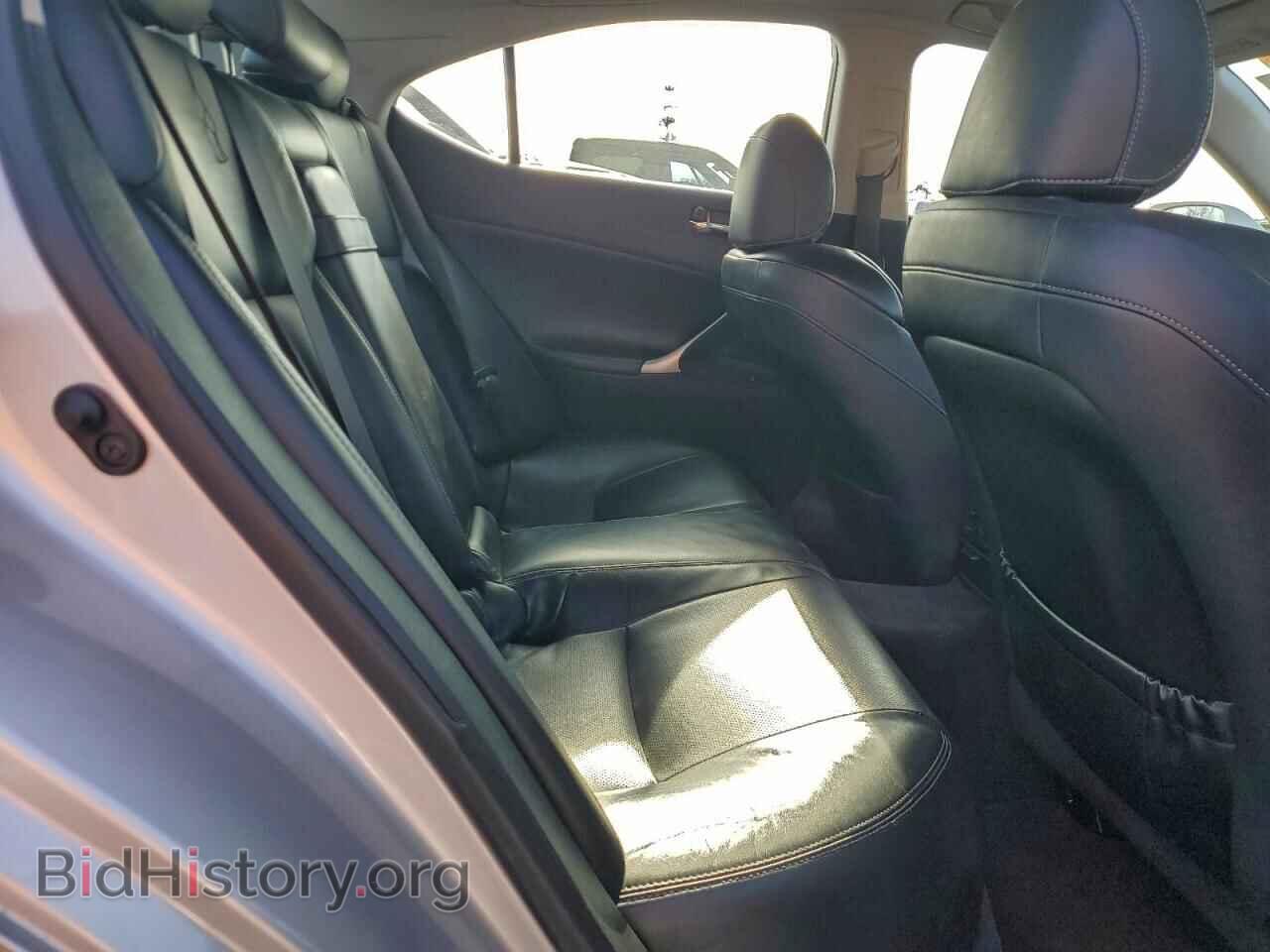 2011 LEXUS IS - VIN: JTHCF5C2XB2034913 - Photo 10