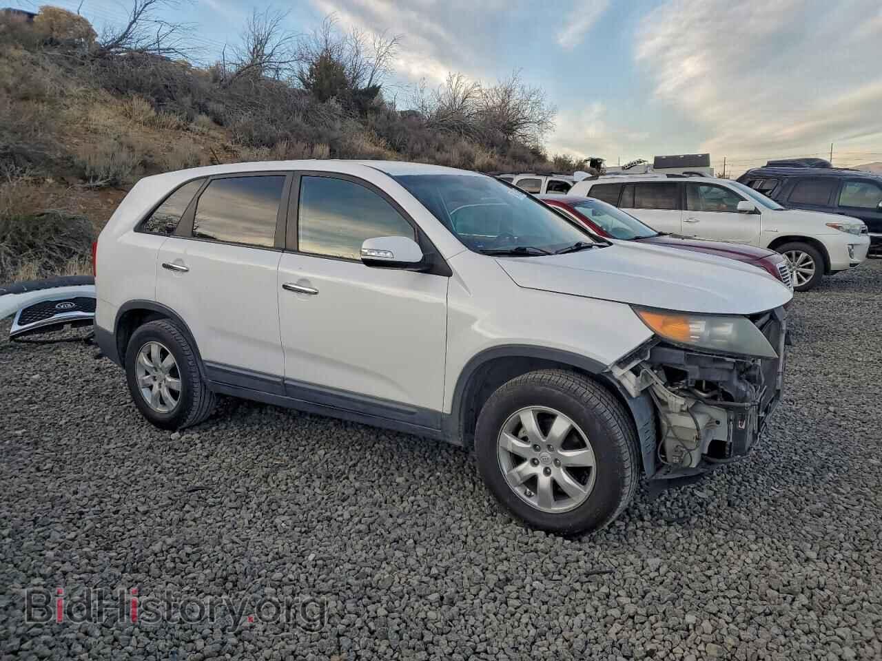 2011 KIA SORENTO - VIN: 5XYKT3A16BG146859 - Photo 4